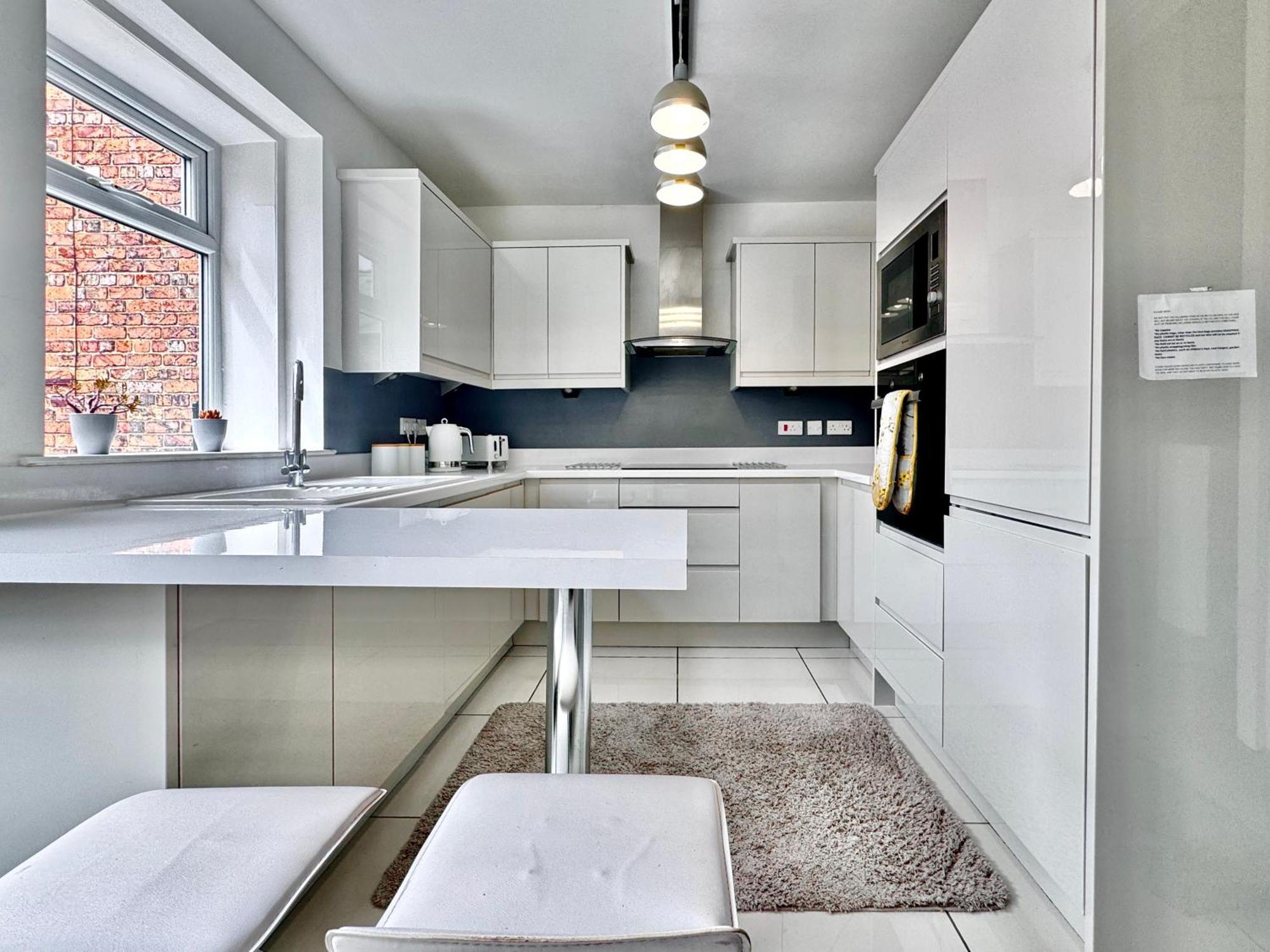 Apartment Victoria With Free Parking Scarborough Exterior foto
