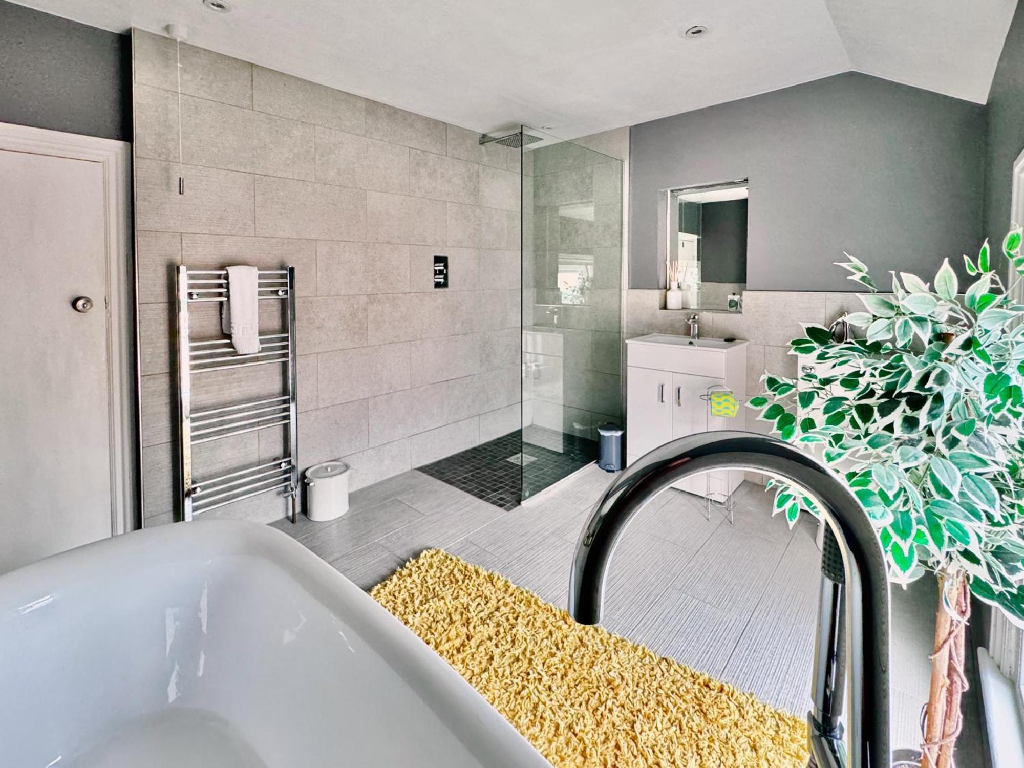 Apartment Victoria With Free Parking Scarborough Exterior foto